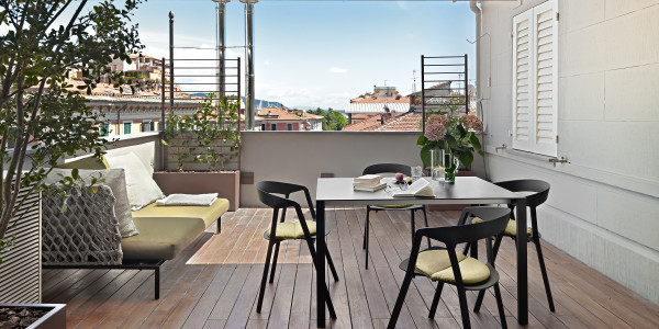 Comprar / Vender Pisos y Plantas Bajas en Alcobendas · con Terraza